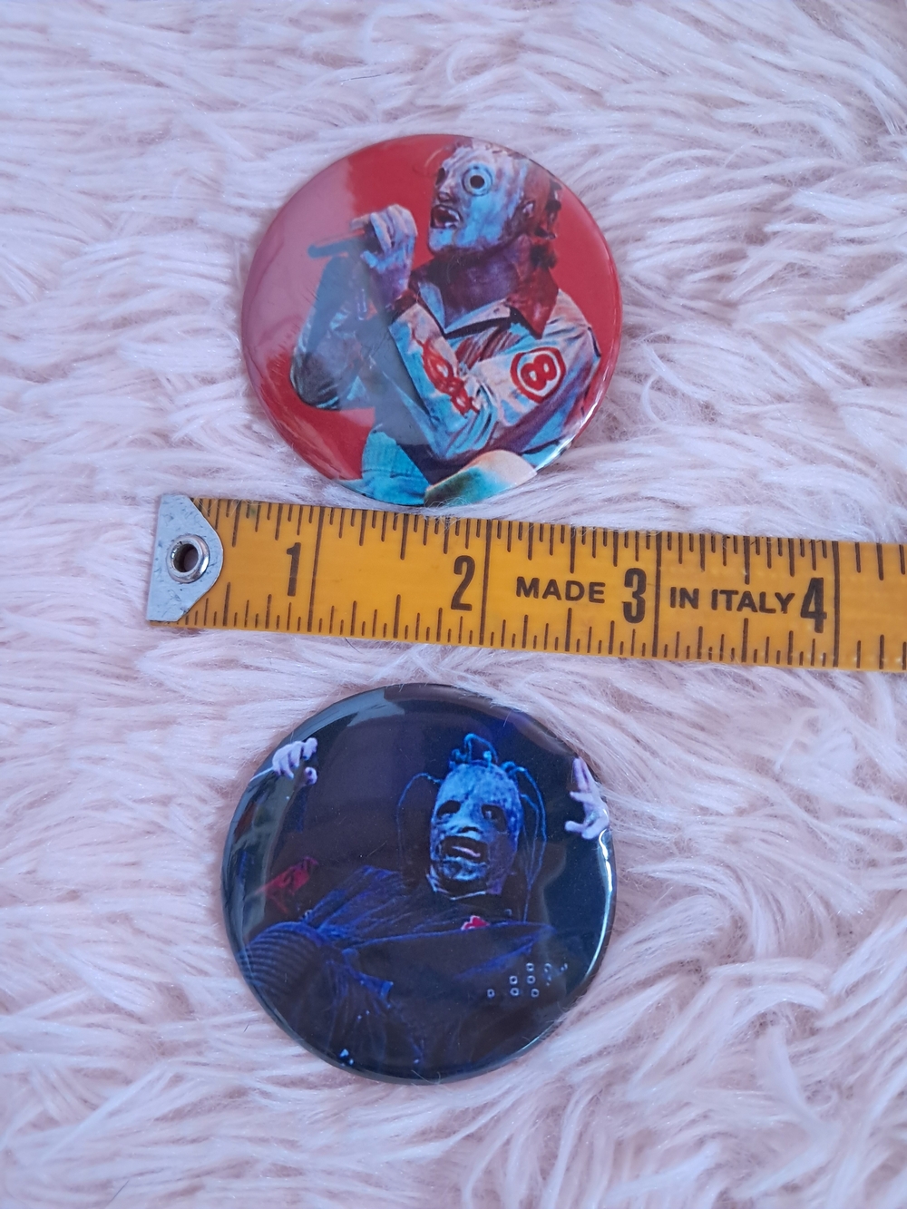 2 Slipknot Extra Large Band Button Pin Set - Picture 4 of 6
